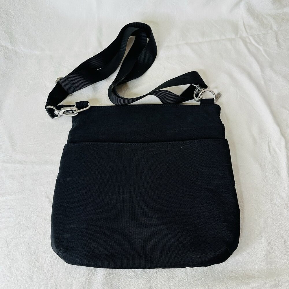 Baggallini Big Zip Crossbody Purse Lots of Pockets Nylon Wide Strap Lined 11” - Picture 5 of 14